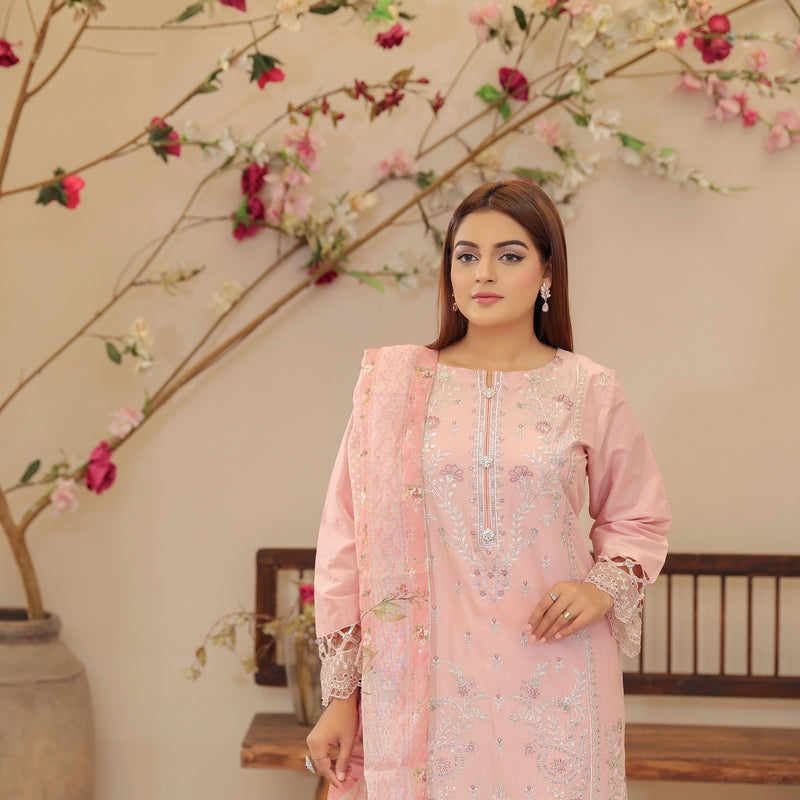 DE-03: Blush Pink Floral Eid Outfit – Luxury Lawn Collection